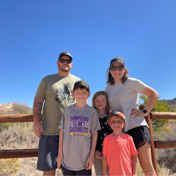 Meet your Posher, Casey - Picture 7 of 16